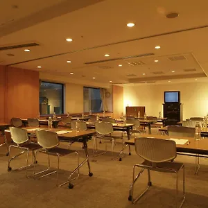 4* מלון International Garden